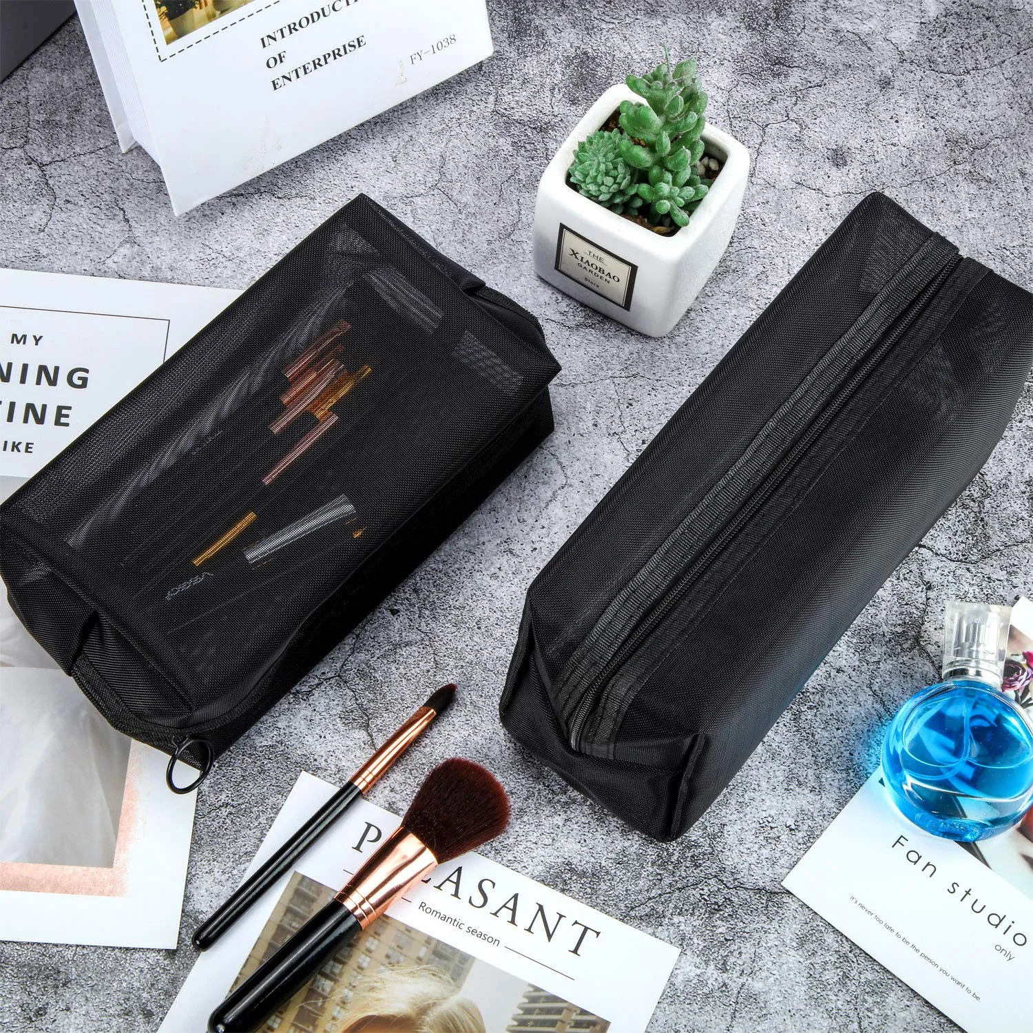 6 Pieces Mesh Makeup Bags Mesh Cosmetic Bag Portable Travel Organizing Zipper Pouch Toiletries Makeup Pouches for Home Office Travel Accessories (Black)