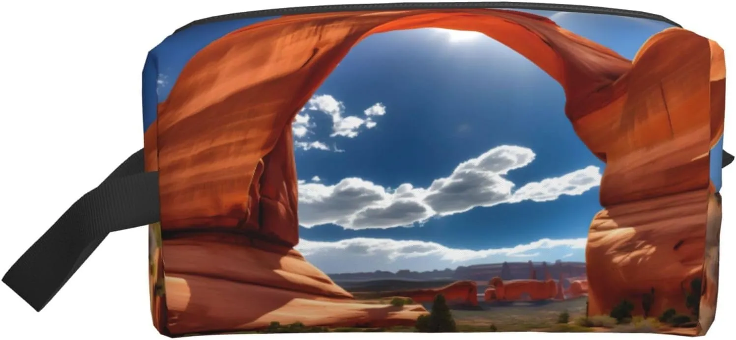 Arches National Park-standard Print Toiletries Makeup and Daily Essentials Large Capacity Zippered Storage Travel Bag