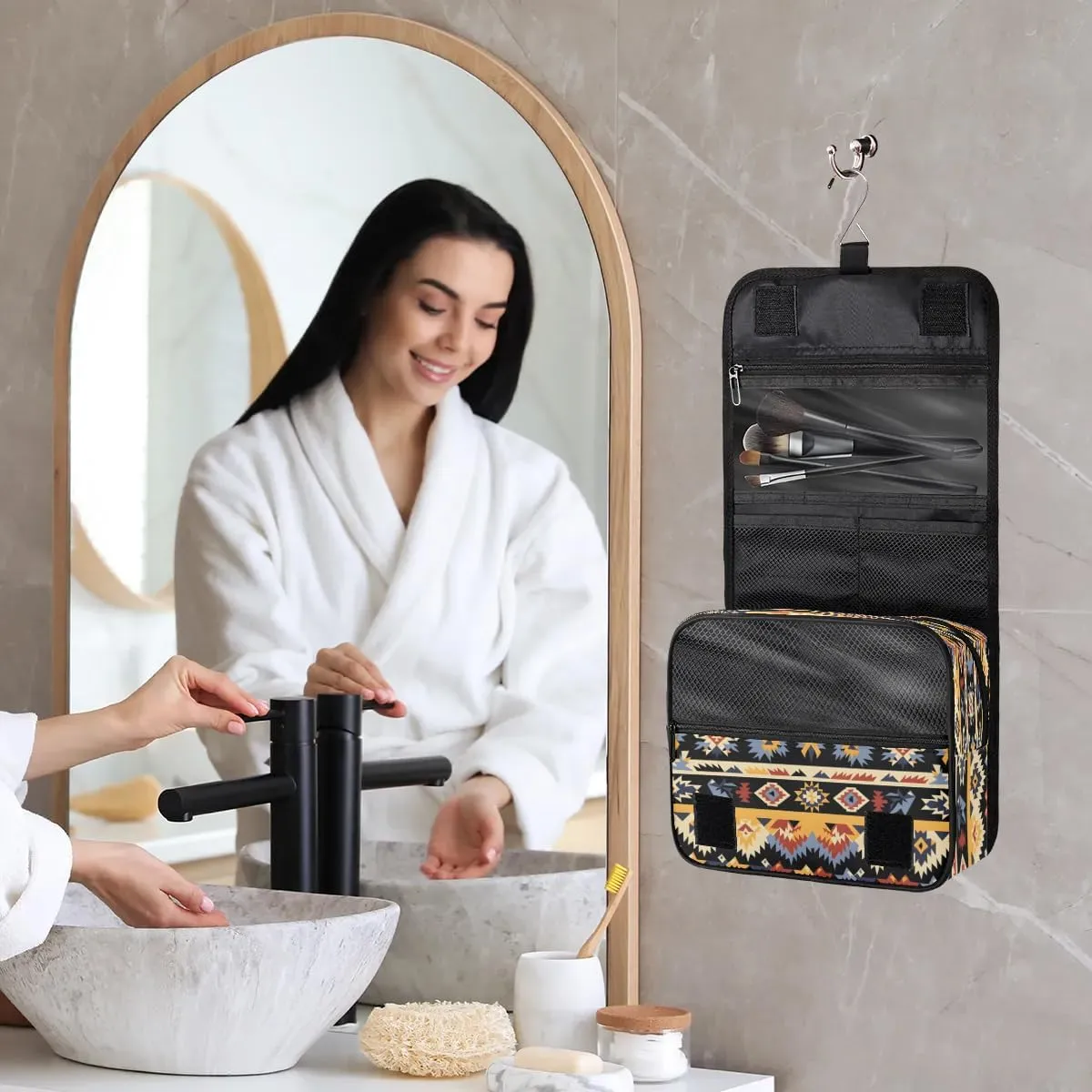 Aztec Ethnic Print Hanging Toiletry Bag for Women Travel Makeup Bag Cosmetic Organizer Travel Toiletries Bag for Men