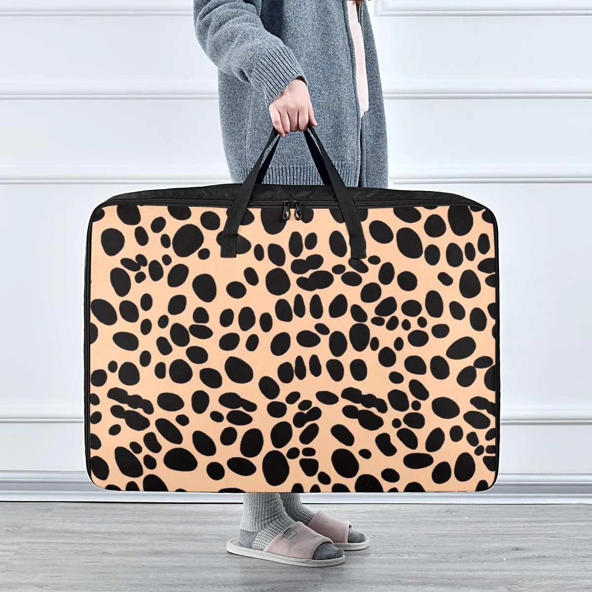Beige Leopard Pattern Storage Bag, 27.5x19.7x11 In, Garment Storage Organizer Travel Cargo Duffel Bags Zippered Storage Bag for Closet Comforter, Pillow, Quilt