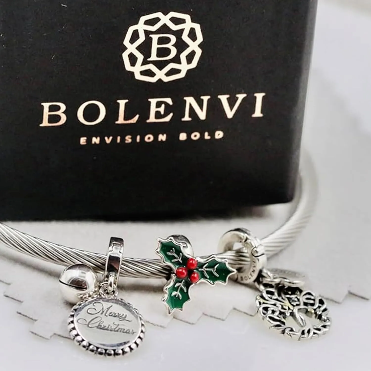 Bolenvi Realistic Flowers Open Clasp Clip On Pendant, Jewelry for Mother's Day, Calla Lily Gold Accent, 925 Sterling Silver Charms Compatible With Pandora & Other Charm Bracelets/Necklaces