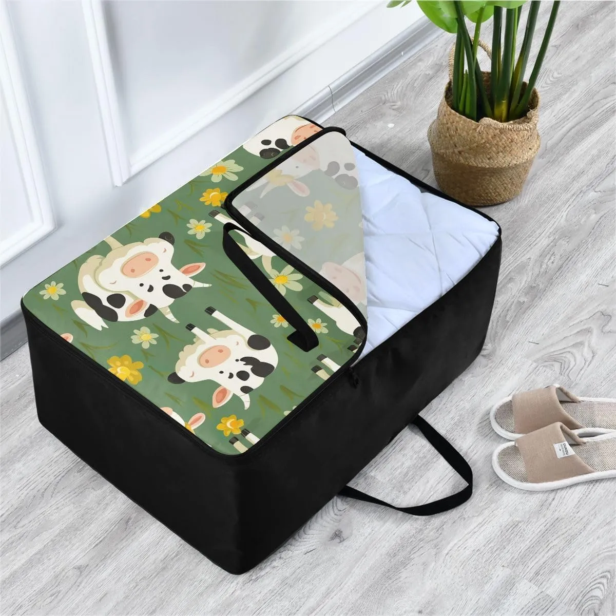 Cows on Flower Storage Bags, 27.5x19.7x11 In, Reusable and Sustainable Zippered Storage Bags for Moving Essential