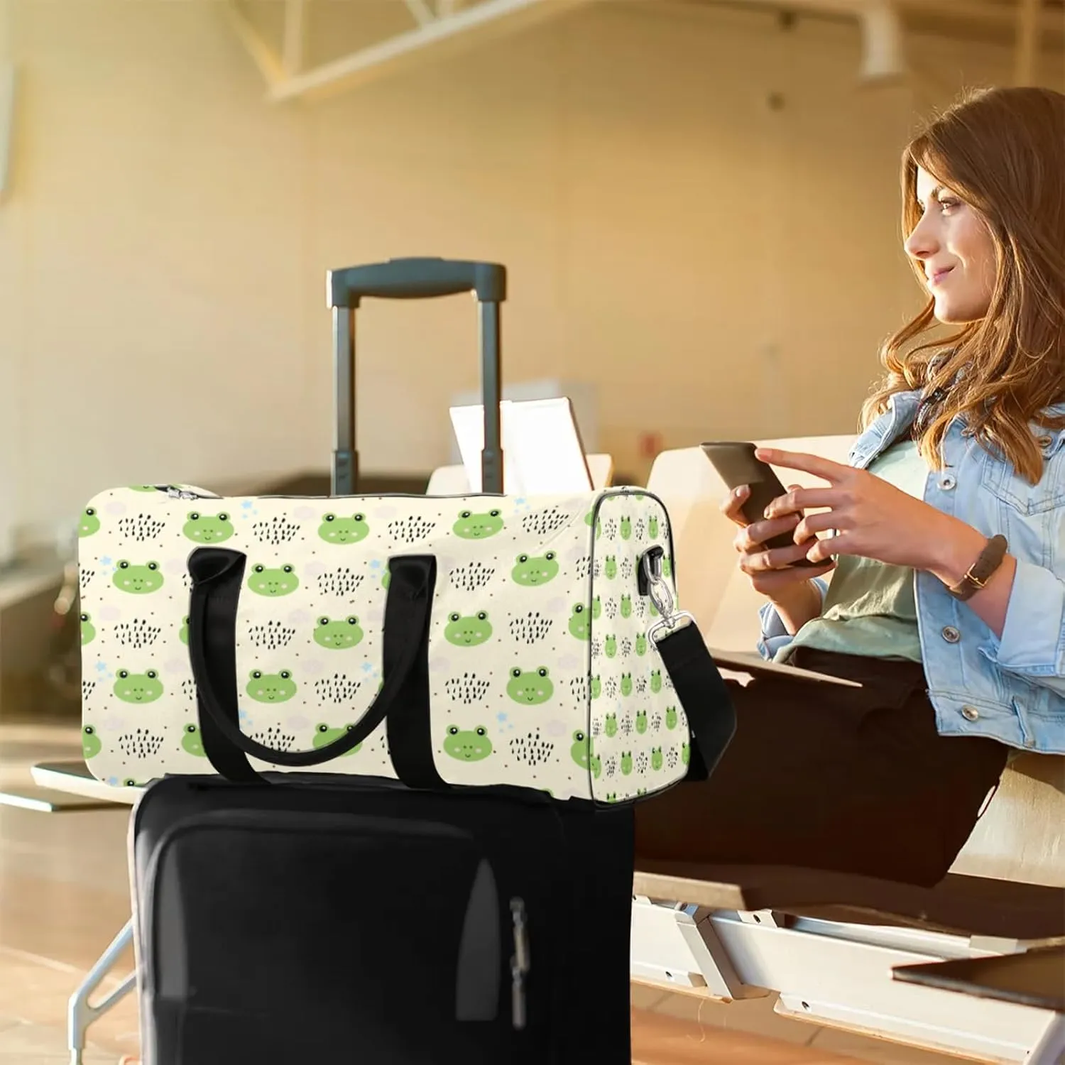 Cute Frog Travel Duffle Bag, Weekender Bags for Women Men, Carry on Overnight Bag Waterproof Gym Bags, Hospital Bag for Labor and Delivery