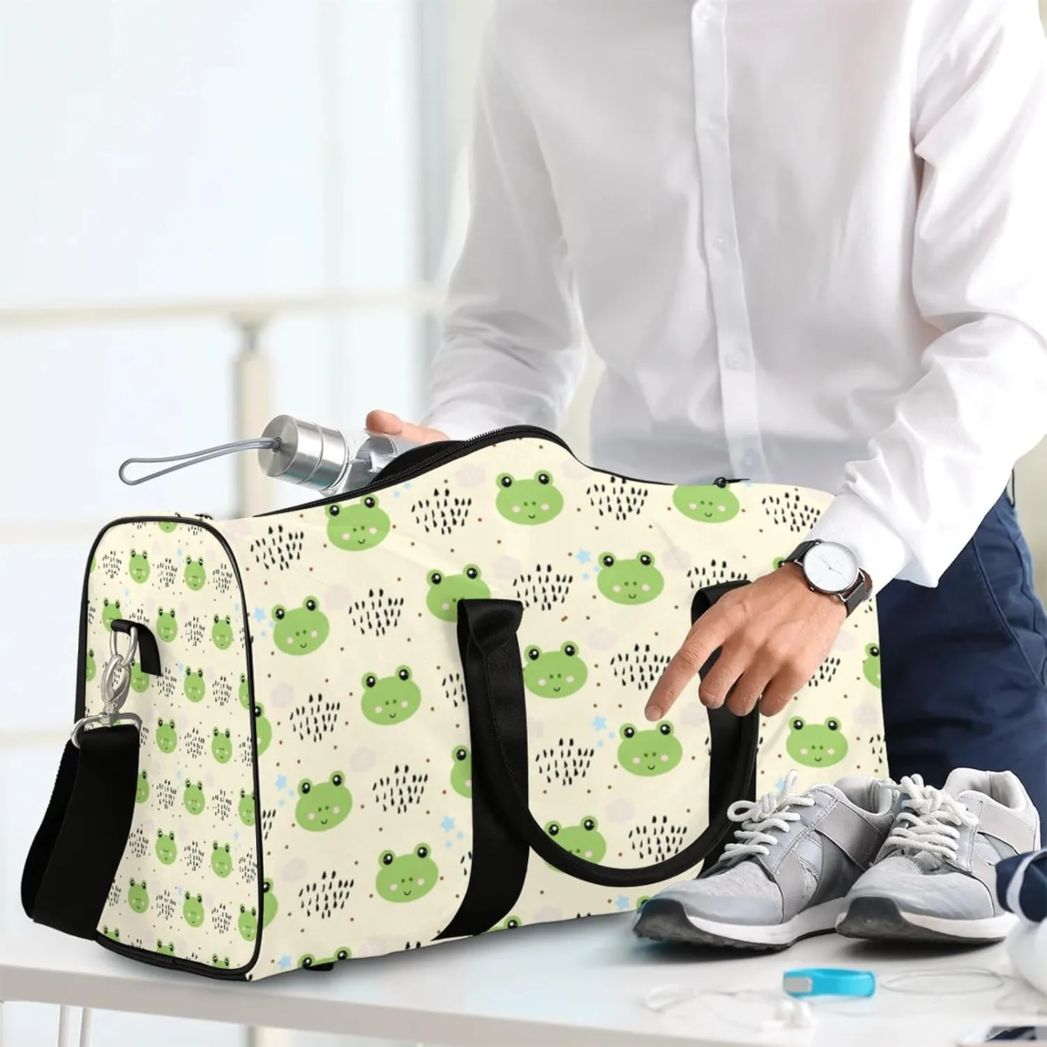Cute Frog Travel Duffle Bag, Weekender Bags for Women Men, Carry on Overnight Bag Waterproof Gym Bags, Hospital Bag for Labor and Delivery