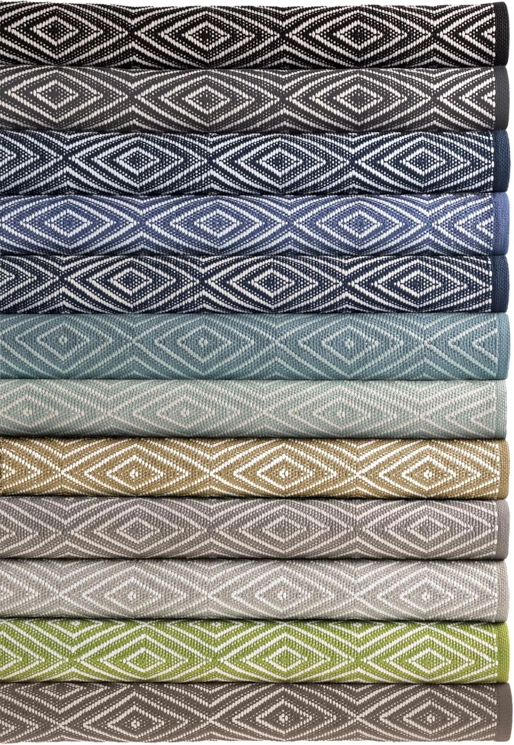 Dash and Albert Diamond Indoor/Outdoor Area Rug - 5' x 8' Khaki/White - Geometric Pattern Handwoven Washable Accent Rug - Durable, Lightweight, High Traffic Areas Sunroom, Deck, Hallway, Kitchen