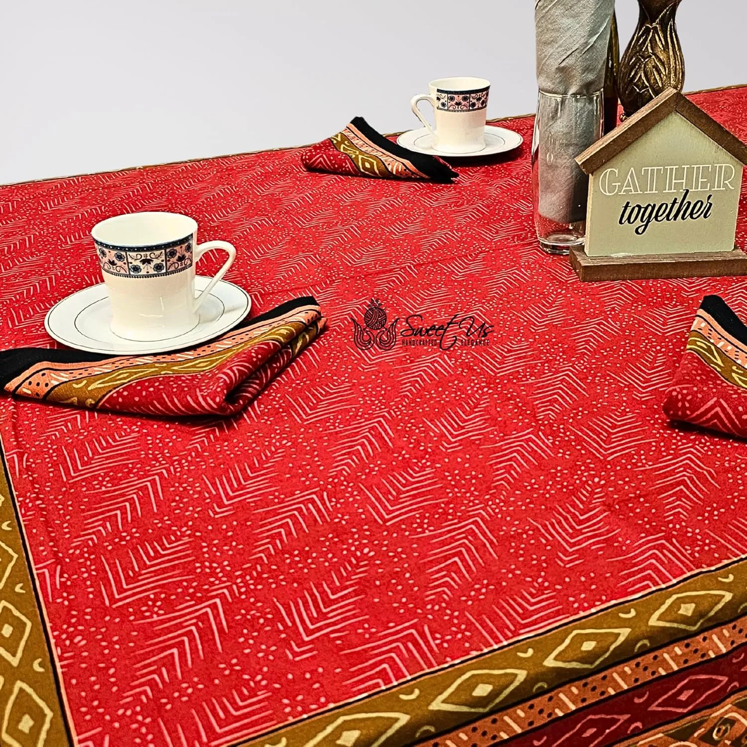 Debonair Diamond Cotton Tablecloth and One Plain Napkin, Geometric Kitchen Dining Table Cloth, Table Cover for Indoor and Outdoors, Tuscan Passion, 60 x 90 in