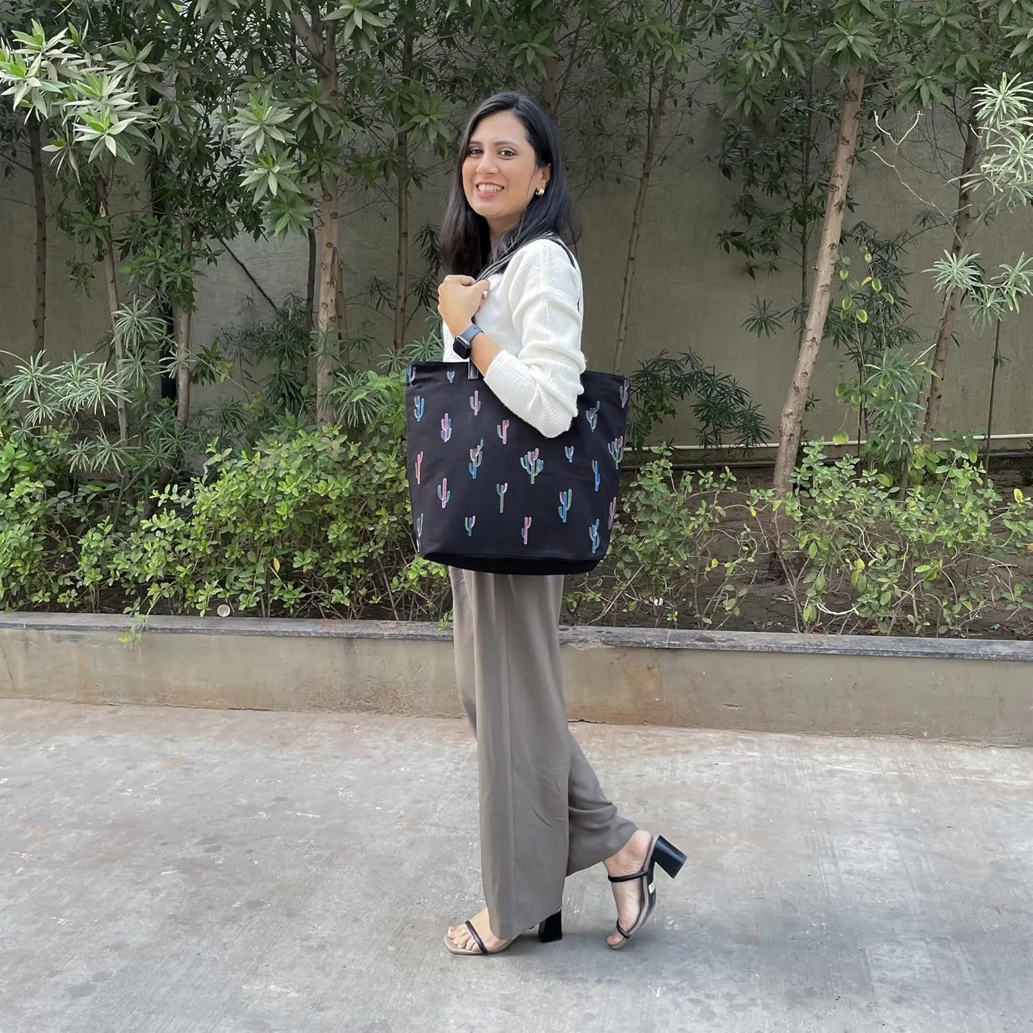 EcoRight Large Tote Bag for Women for Travel, Work, Beach | Waterproof & Eco Friendly