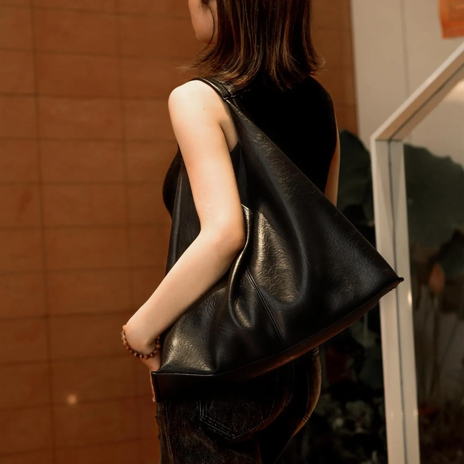 Hobo Shoulder Bag for Women Trendy Lightweight Soft Foldable Leather Hobo Tote Handbag with Coin Purse for Women