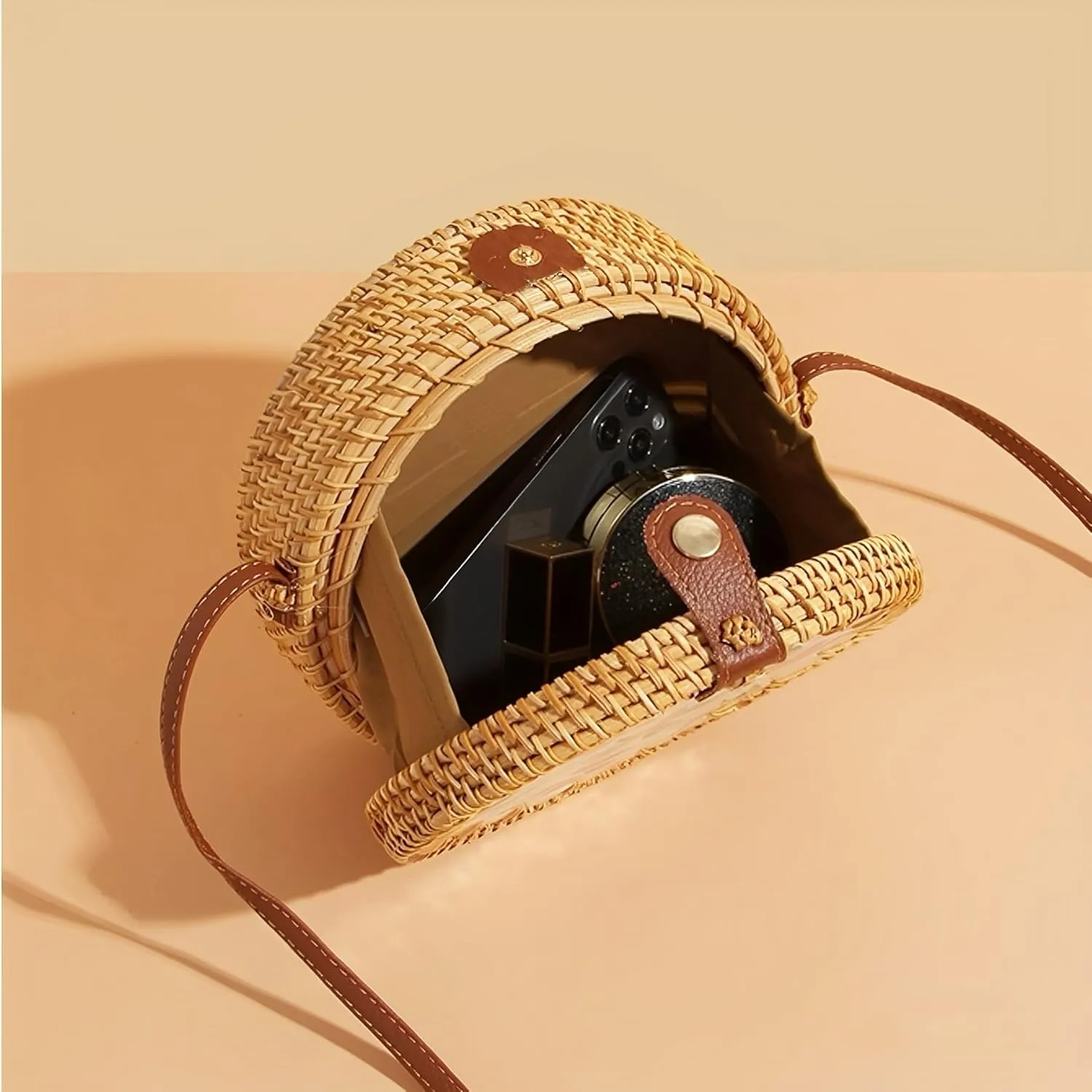 i-lan Handmade Rattan Crossbody Bag for Women - Handmade Ata Wicker Woven Purse - Circle, Square, Oval Brown Straw Boho Bags