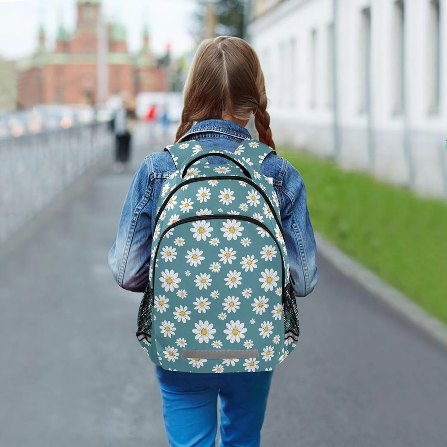 JIPONI Daisy Flower Blue Back Backpack For Girls Boys School Kids Bookbag Travel Laptop Backpack Purse Daypack With Chest Strap