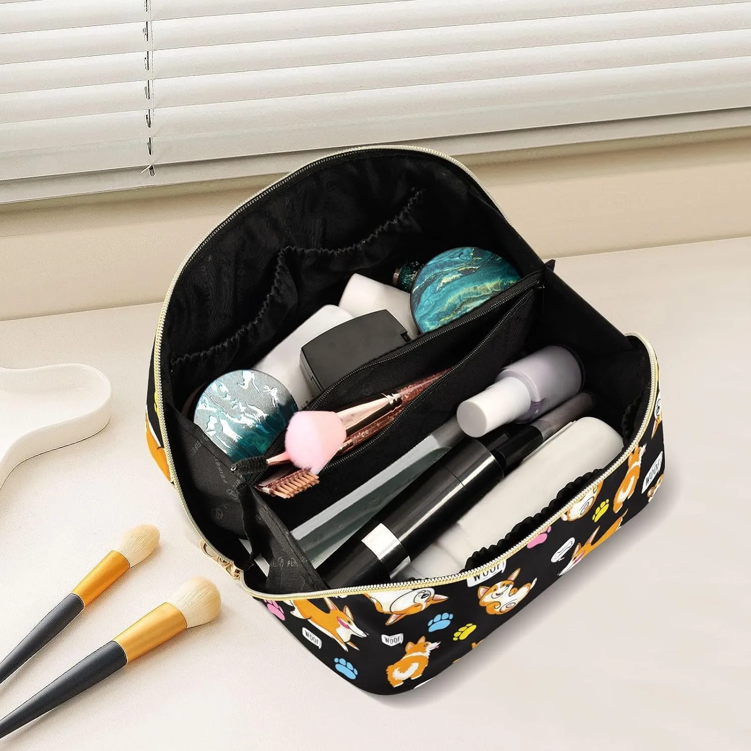 Large Capacity Cosmetic Bag Travel Makeup Bags Happy Corgi Wide Open Portable Toiletry Bag Make up Organizer Pouch with Handle