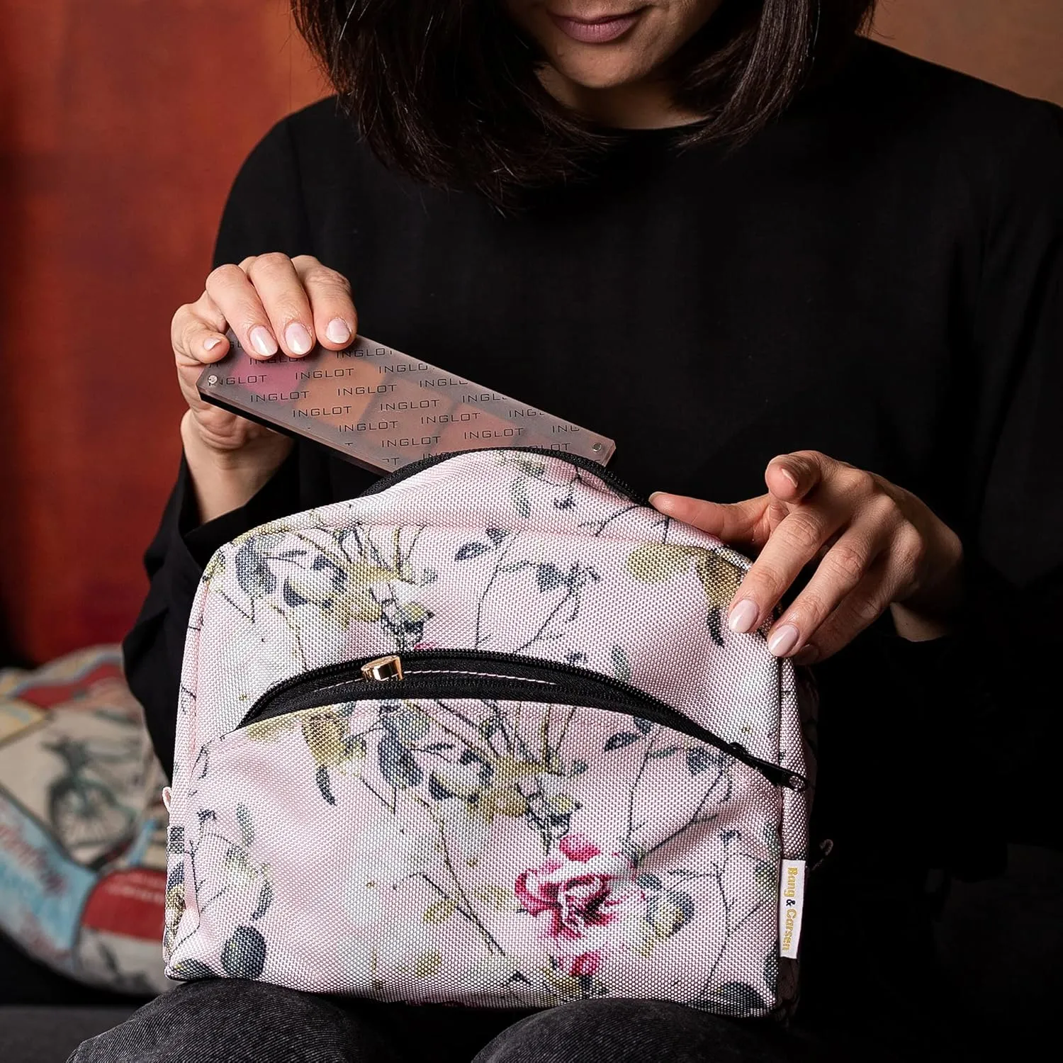 Large Makeup Bag For Women - Zippered Travel Cosmetic Bag - Versatile Leakproof Makeup Pouch (spring roses)