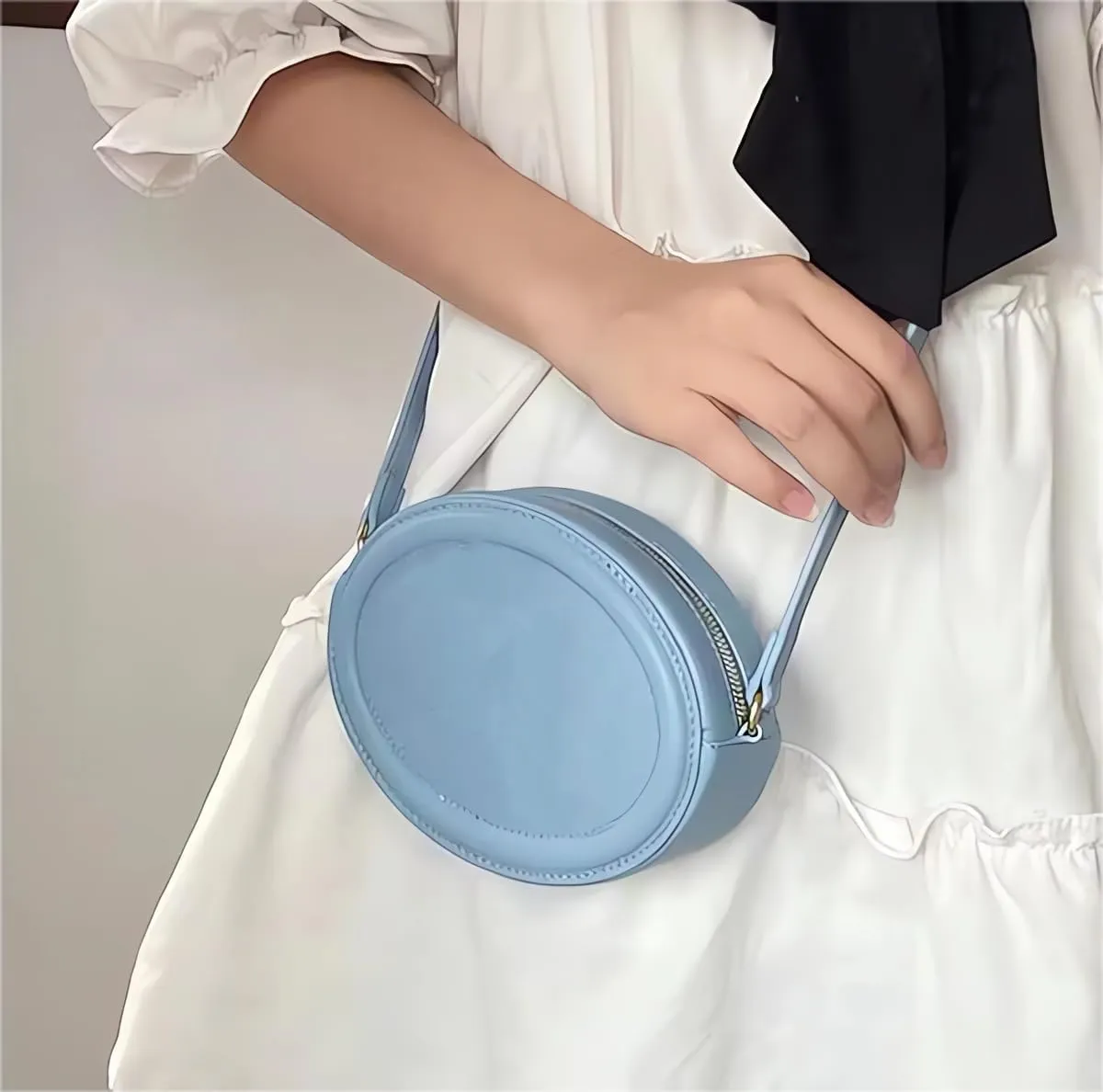 Leather Designer Female Crossbody Bags and Chain Handbags,Women's Purses Quilted Shoulder Round Satchel Bags