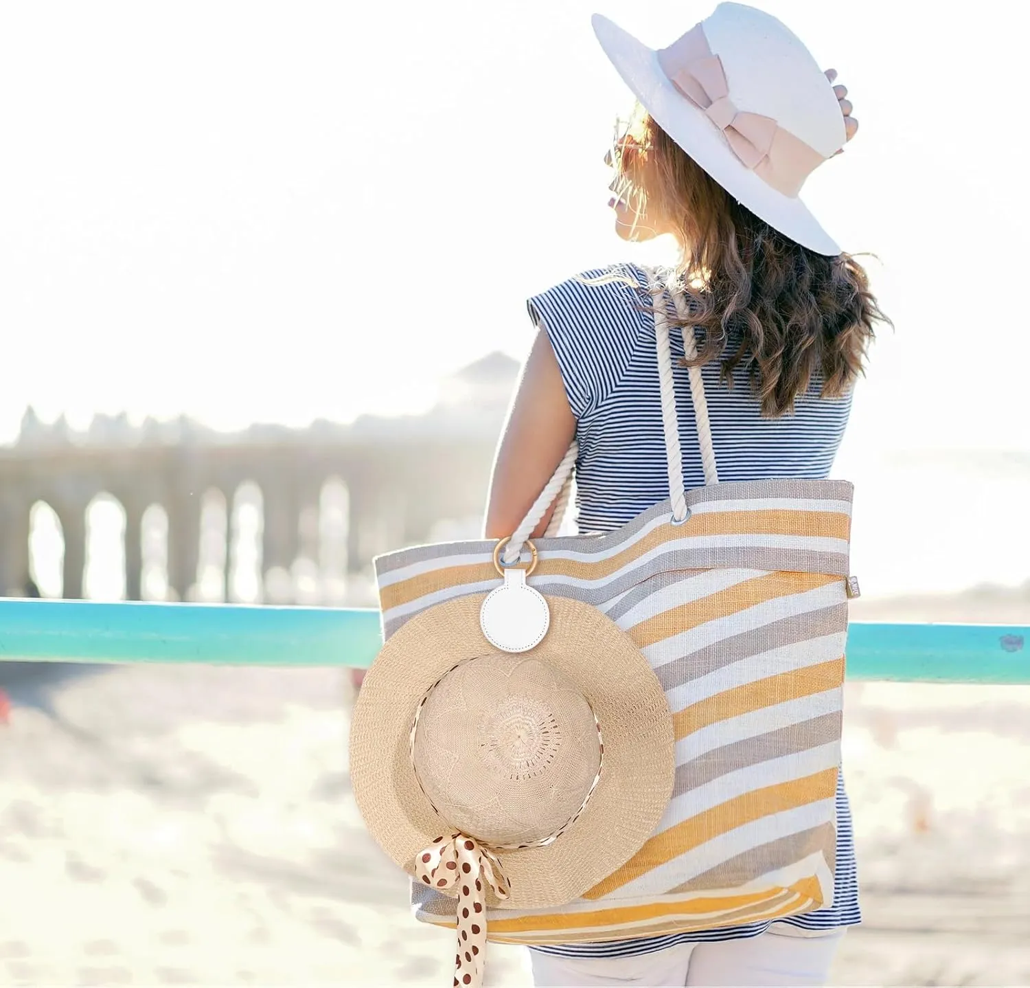 Magnetic Hat Clip for Travel on Bag and Bag Tote, Beach Straw Hat Magnetic Clip, Vacation Traveling Essentials Accessor(B-White)