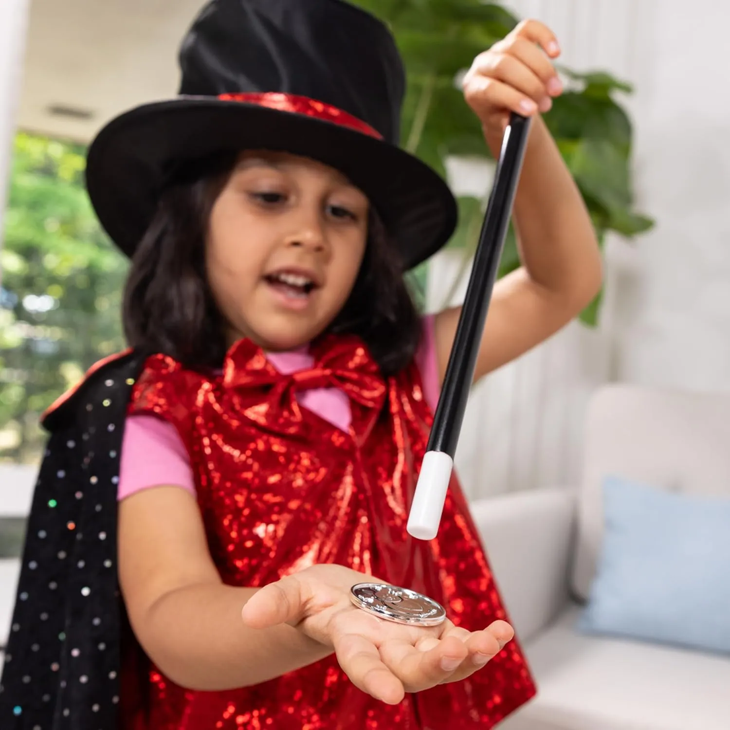 Melissa & Doug unisex-children Magician Role Play Costume Set - Includes Hat, Cape, Wand, Magic Tricks Frustration-Free Packaging