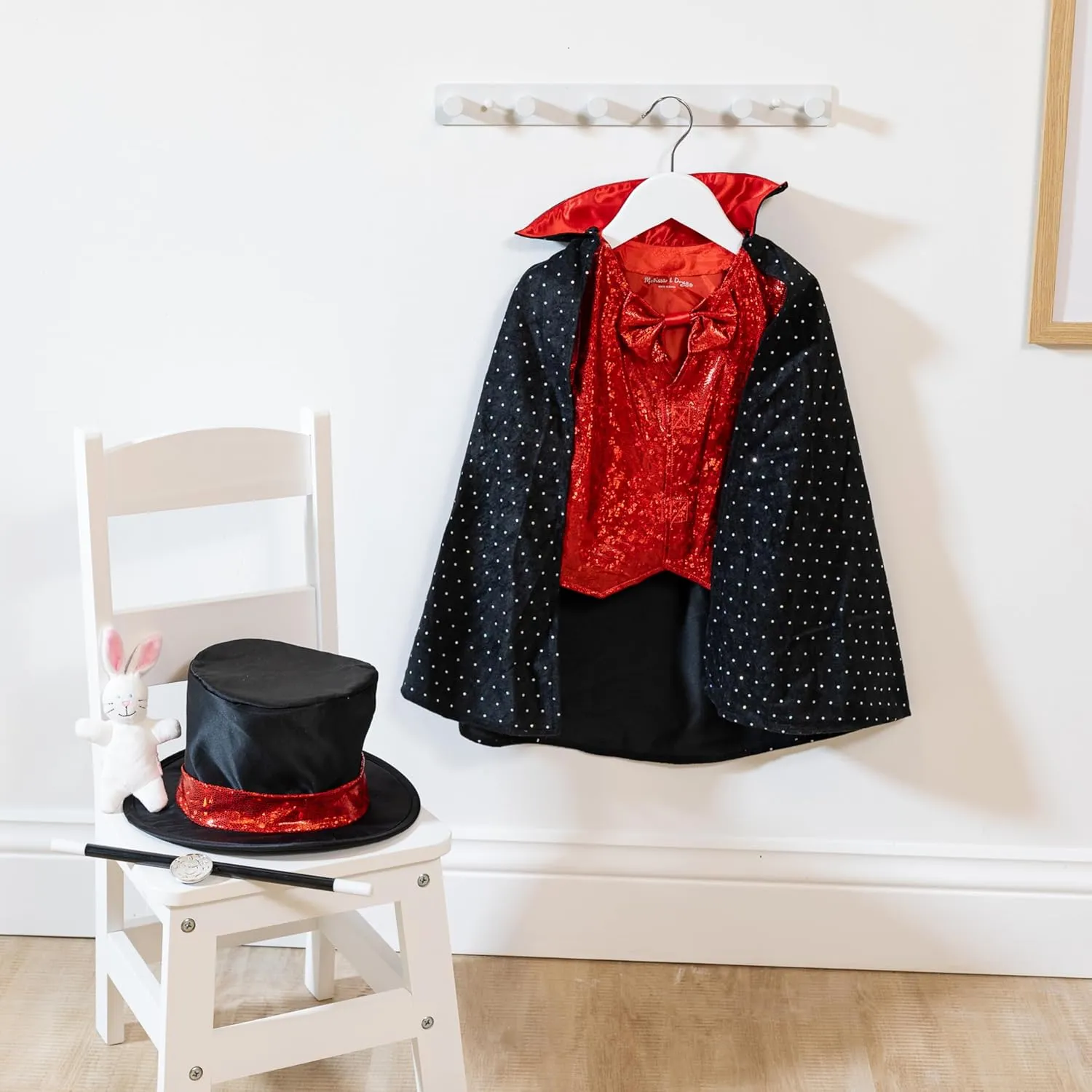 Melissa & Doug unisex-children Magician Role Play Costume Set - Includes Hat, Cape, Wand, Magic Tricks Frustration-Free Packaging