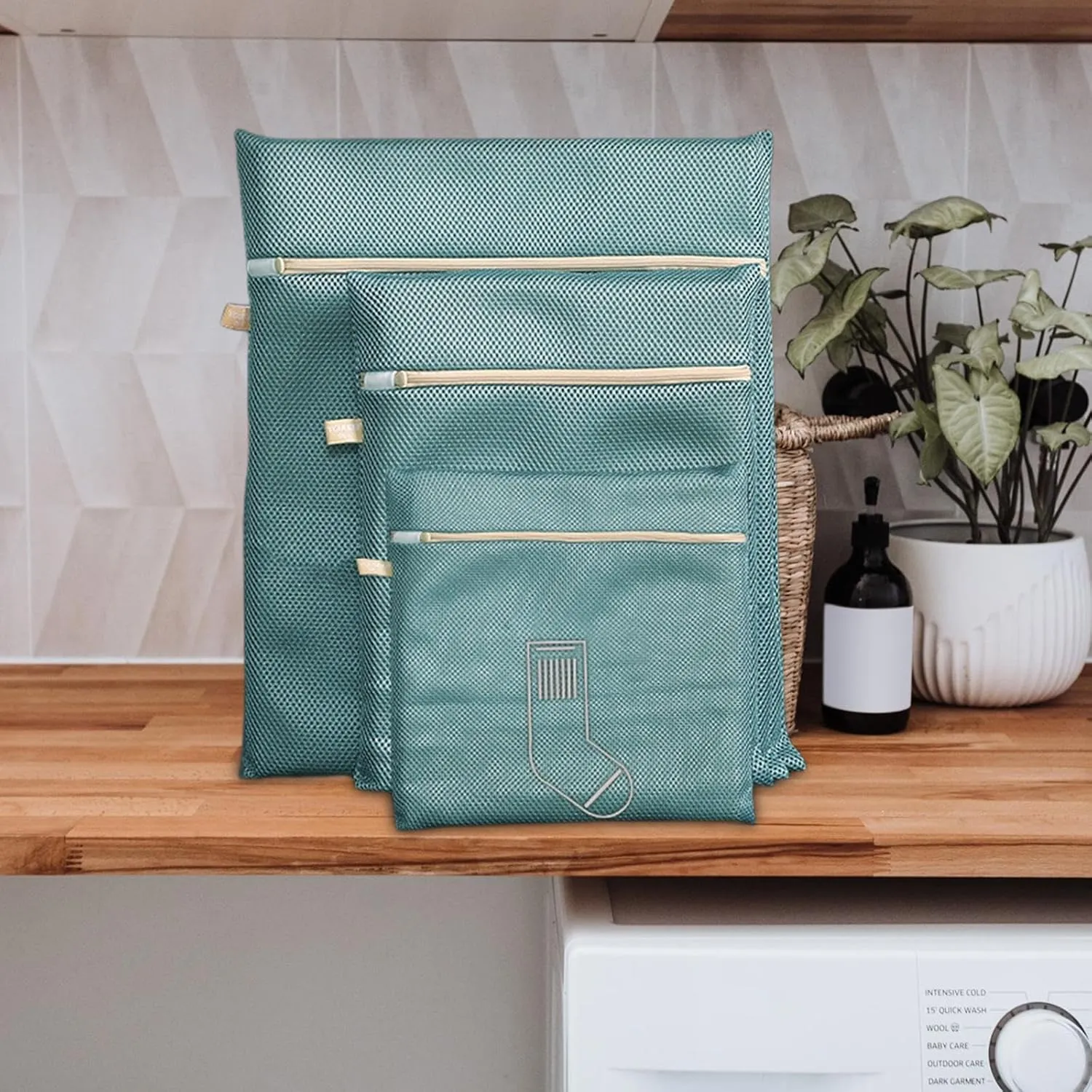 Mesh Laundry Bag, Strong Permeable Mesh Bags, with Zipper Delicate Mesh Laundry Washing Bags (Style d)