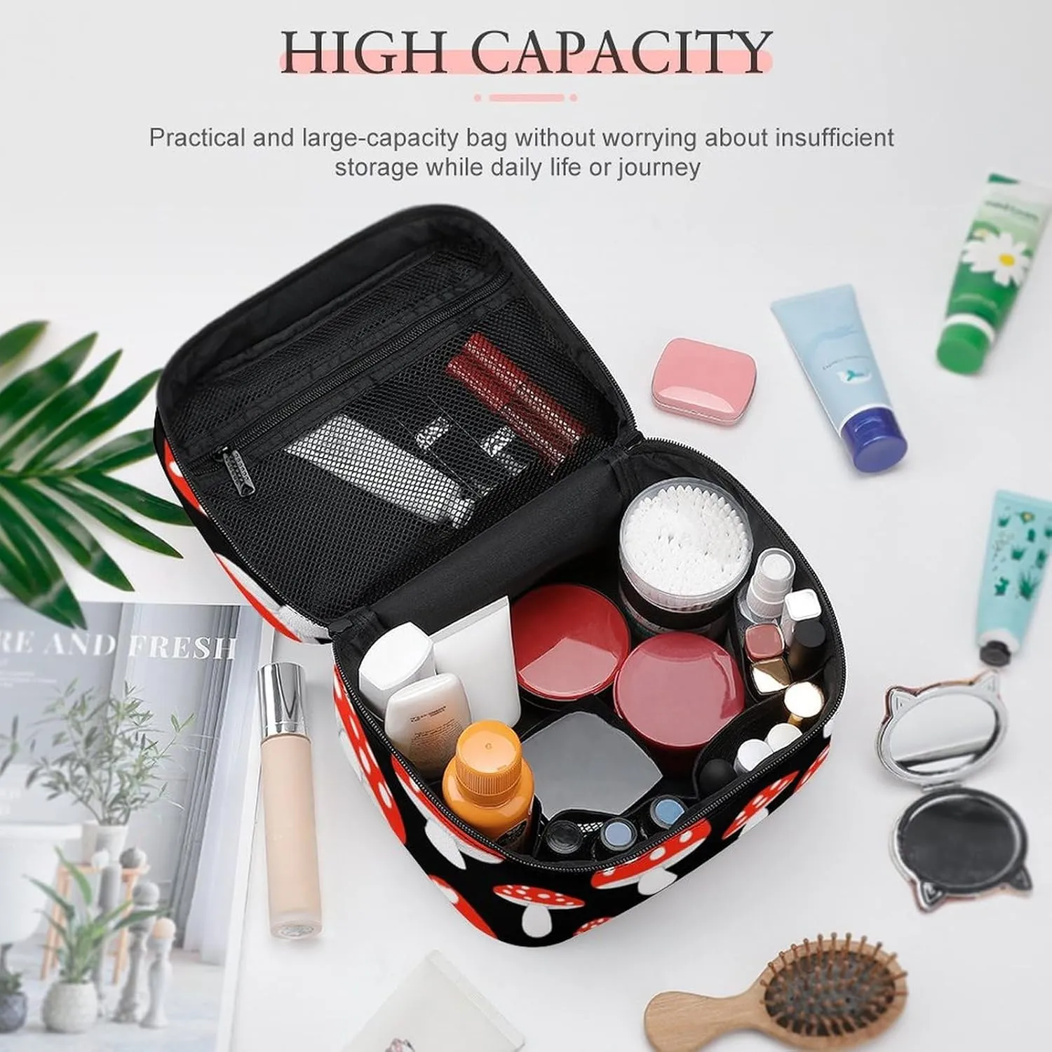 Portable Makeup Bag with Zipper Pouch, Cute Cartoon Red Mushrooms Cosmetic Case Large Capacity Travel Makeup Case Organizer Toiletry Brushes Storage Bag
