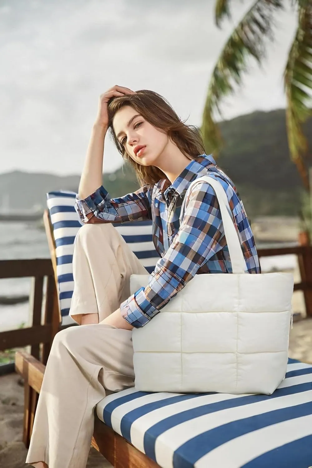 Puffer Tote Bag for Women, Mother's Day Gift, Large Quilted Puffy Handbag with Side Pockets, Lightweight Shoulder Bag