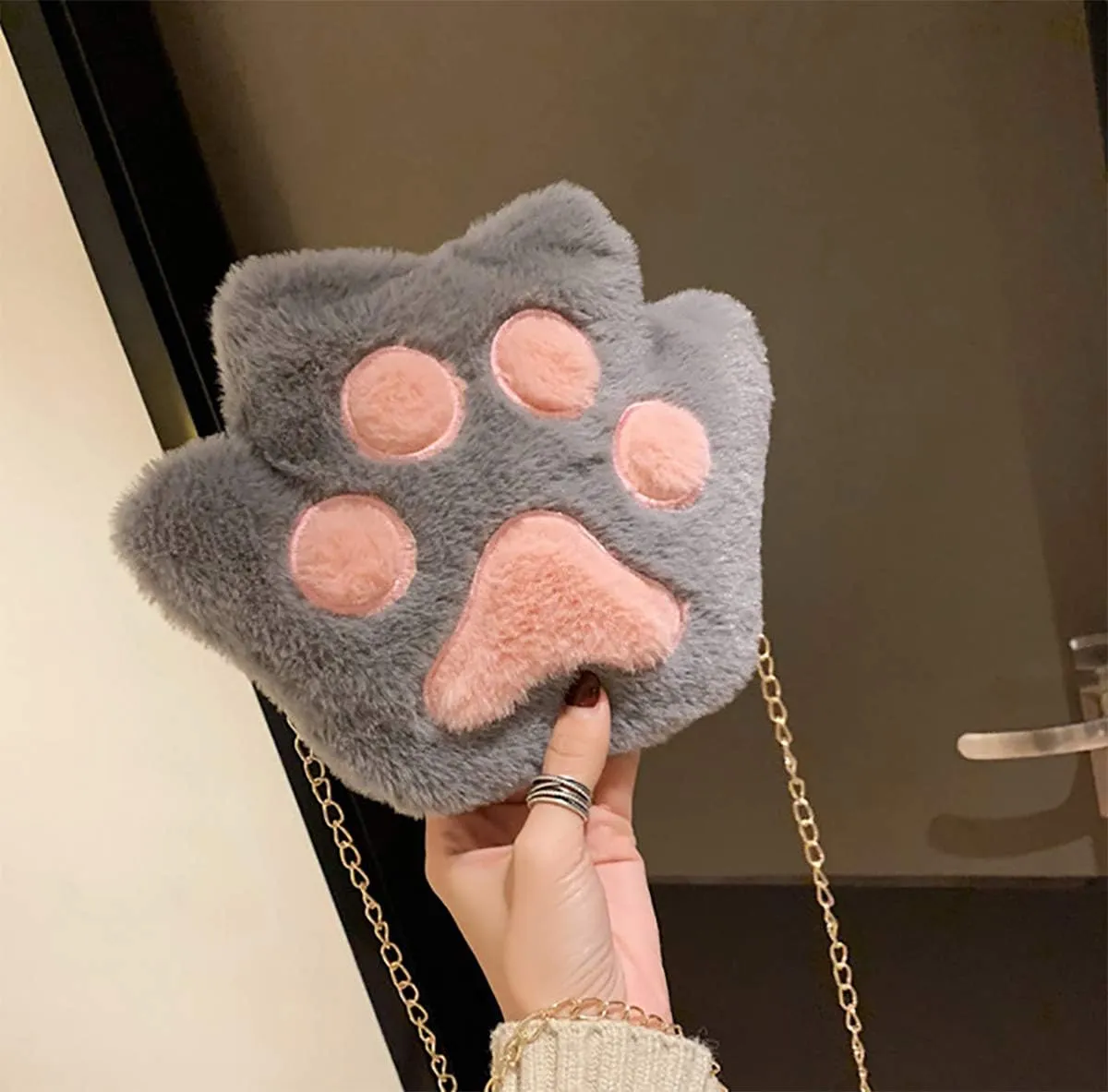 RARITYUS Cute Cat Paw Shape Shoulder Bag Purse Fluffy Plush Crossbody Handbag Clutch with Chain Strap for Women Girls