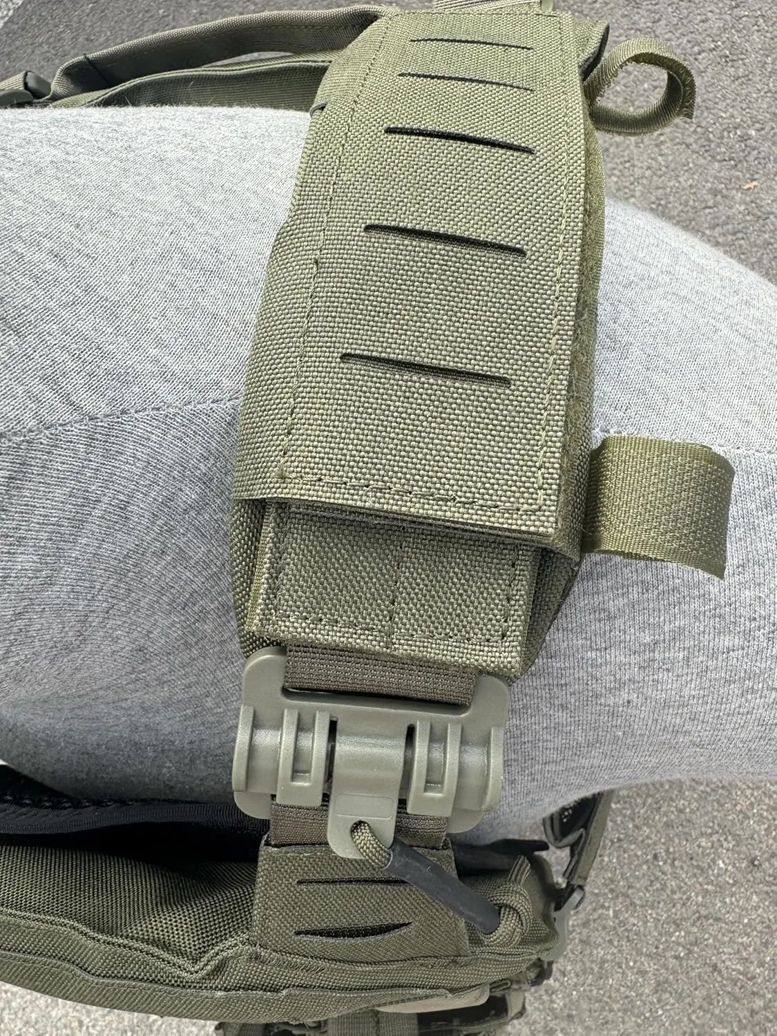 Redemption Crusader 2.0 Molle Quick Release Buckles Vest with Side Cummerbund Pouches and Triple Pouch
