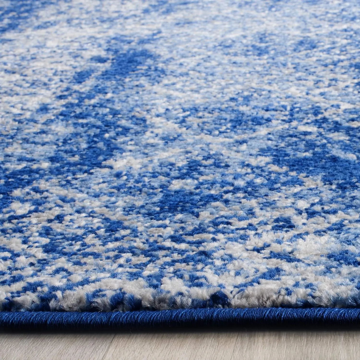 SAFAVIEH Adirondack Collection Runner Rug - 2'6" x 8', Silver & Blue, Moroccan Boho Distressed Design, Non-Shedding & Easy Care, Ideal for High Traffic Areas in Living Room, Bedroom (ADR111F)