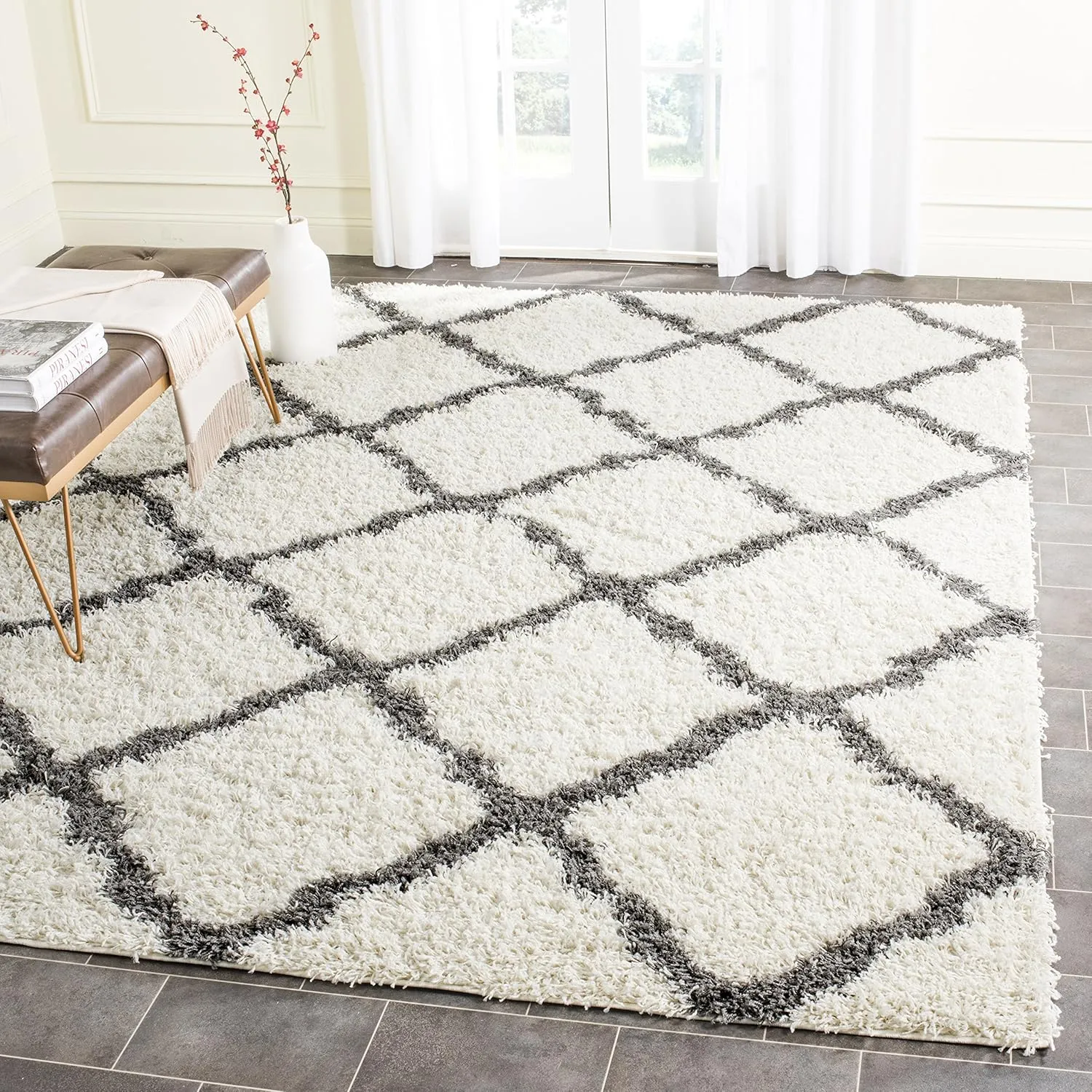 SAFAVIEH Dallas Shag Collection Area Rug - 8' x 10', Ivory & Dark Grey, Trellis Design, Non-Shedding & Easy Care, 1.5-inch Thick Ideal for High Traffic Areas in Living Room, Bedroom (SGD257H)