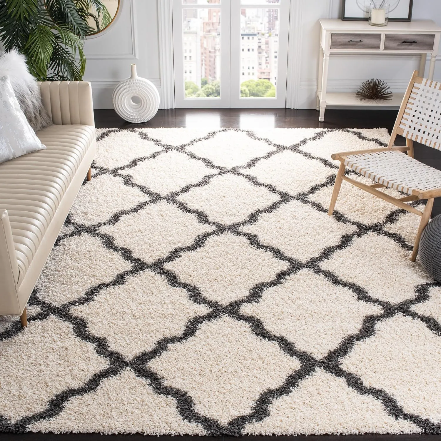 SAFAVIEH Dallas Shag Collection Area Rug - 8' x 10', Ivory & Dark Grey, Trellis Design, Non-Shedding & Easy Care, 1.5-inch Thick Ideal for High Traffic Areas in Living Room, Bedroom (SGD257H)