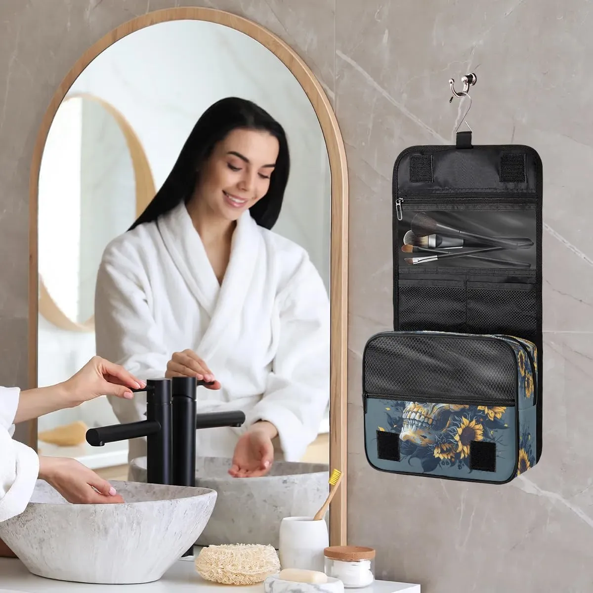 Skull Sunflower Hanging Toiletry Bag for Women Travel Makeup Bag Cosmetic Organizer Travel Toiletries Bag for Men