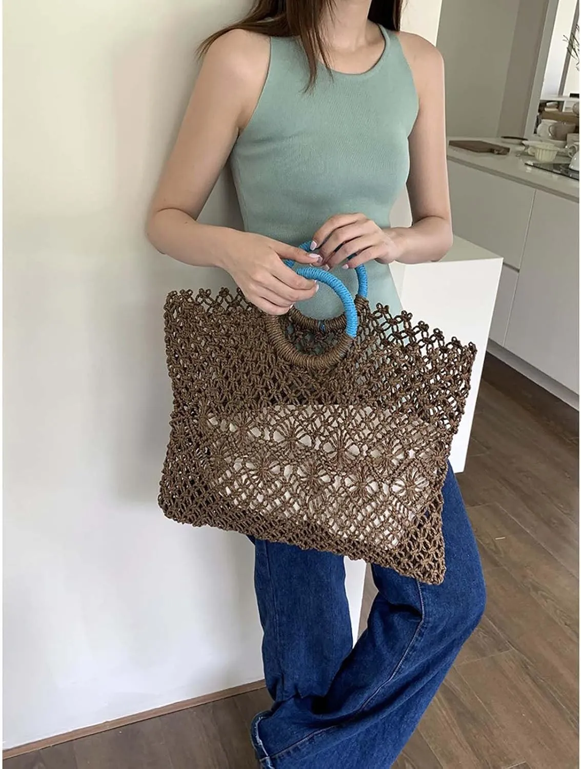 Straw handbag, summer beach bag, handmade straw rattan woven women's travel hollow flower handbag