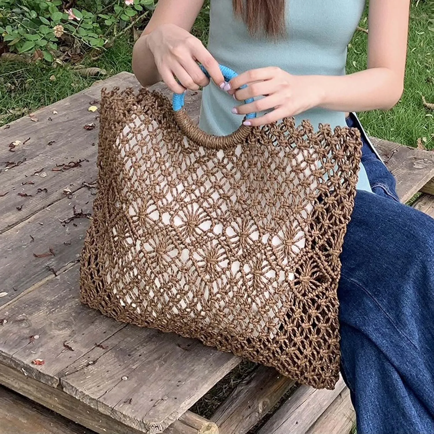 Straw handbag, summer beach bag, handmade straw rattan woven women's travel hollow flower handbag