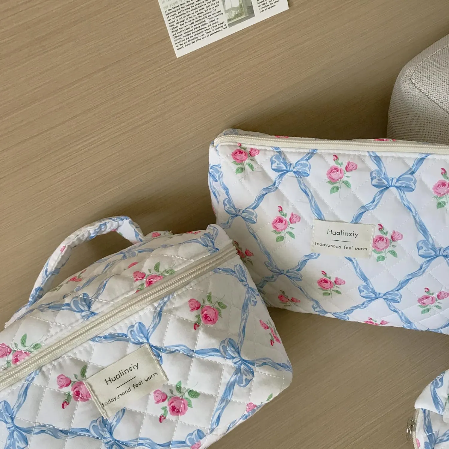 Travel Makeup Bag Set ， 3 PCS Aesthetic Quilted Cotton bow Cosmetic Bag Set, Travel Toiletry Organizer Bags ，Large Coquette Cute Make Up Cosmetic Bag For Women (blue-flower)