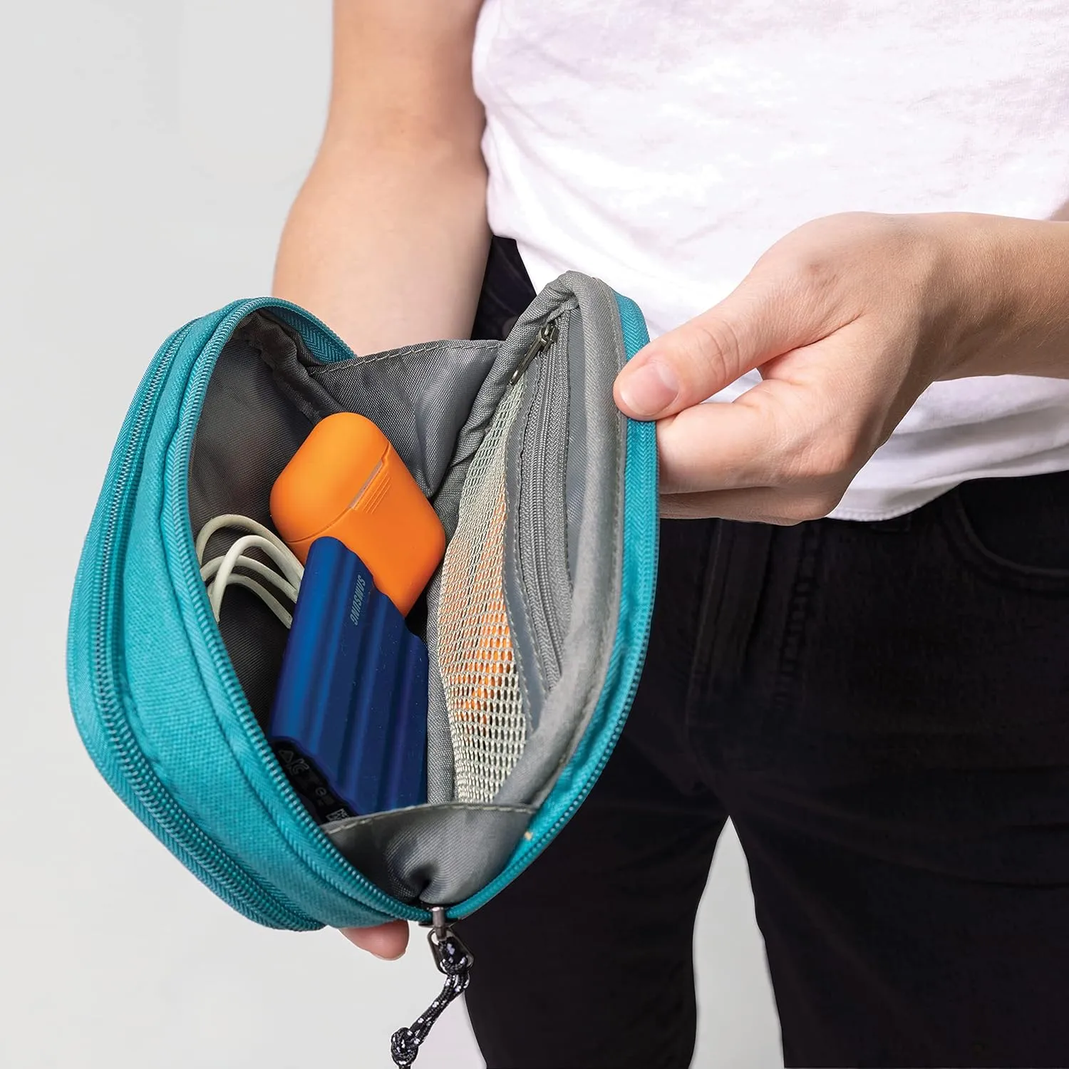 Travelon 2-in-1 Jewelry & Tech Organizer