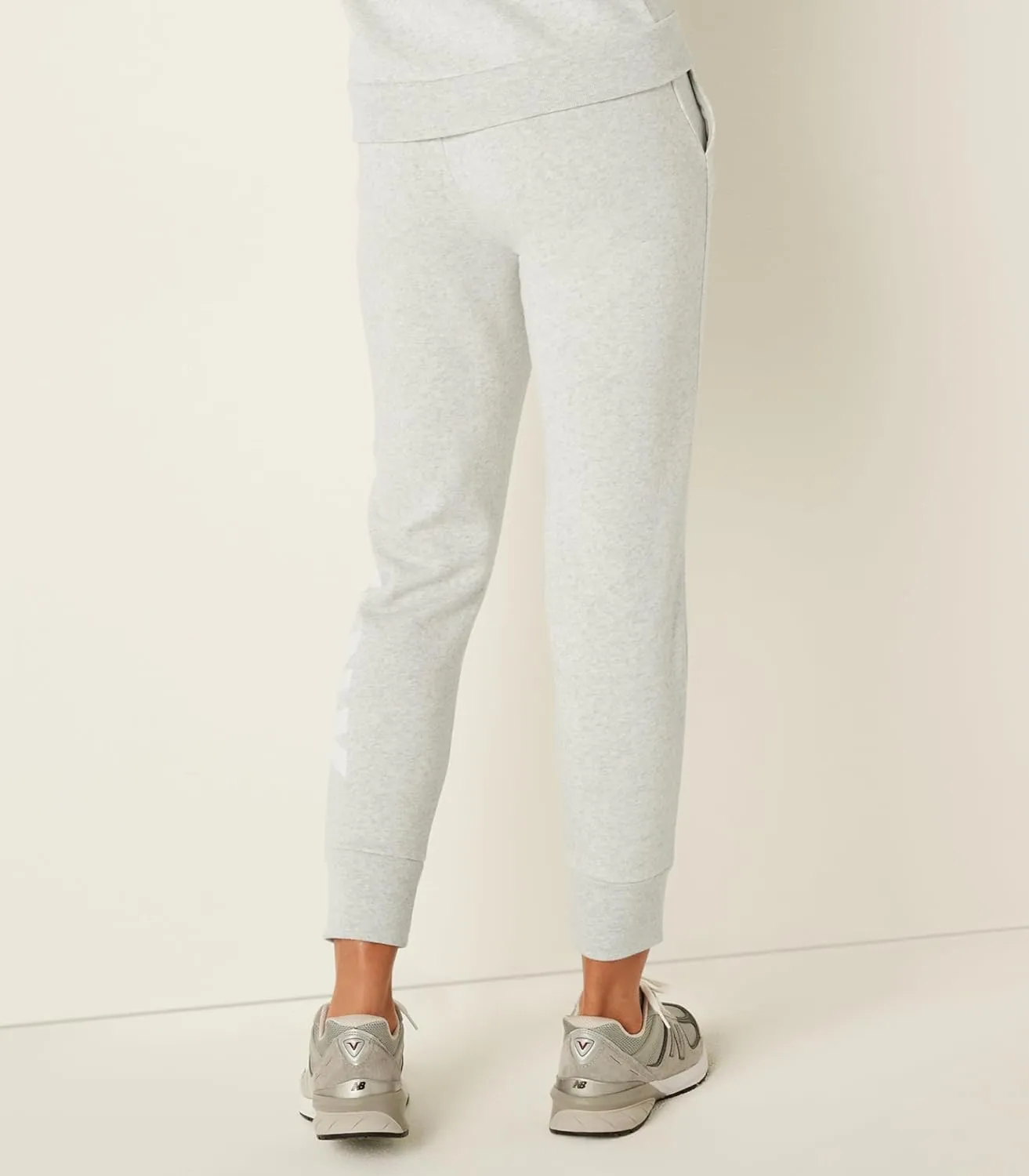 Victoria's Secret Women's Pink Logo Fleece Jogger Sweatpants, (XS-XXL)
