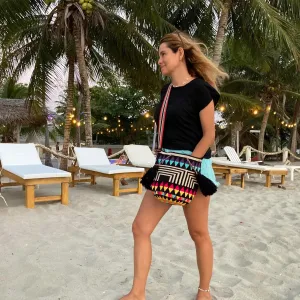WAYUU bag mochila colombiana, authentic crochet pattern Handmade boho crossbody, Fairtrade Gifts Original from Colombia.