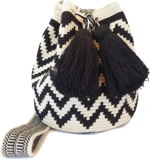 WAYUU bag mochila for women, original bolsa tejida colombiana authentic crochet pattern Fairtrade Gift from Colombia