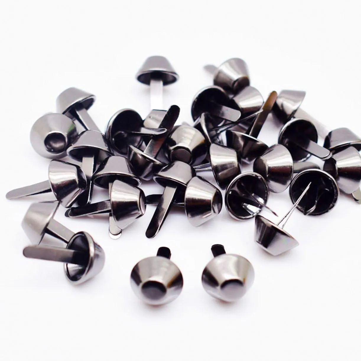 ZHONGJIUYUAN 1000 Pieces 15mm Silver Tone Metal Crafts Purse Feet Rivets Studs Pierced for Purse Handbag Punk Rock Rivets Bag Leather DIY Crafts Mushroom Spike Rivet